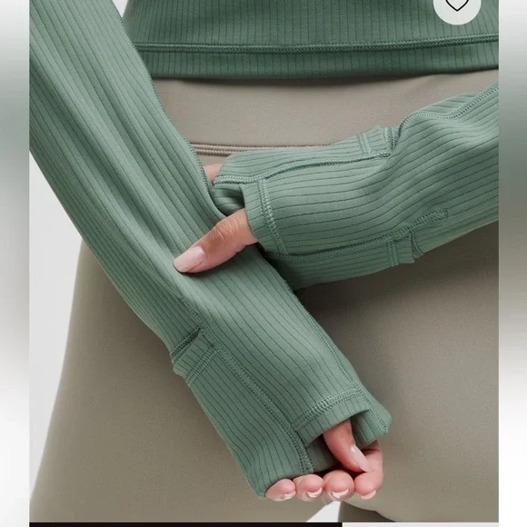 It's Rulu Ribbed Cropped Half
Zip - Picture 6 of 9